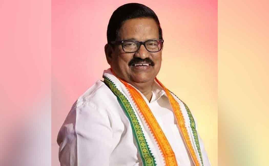 we must take action on a wartime basis and vaccinate everyone KS Alagiri