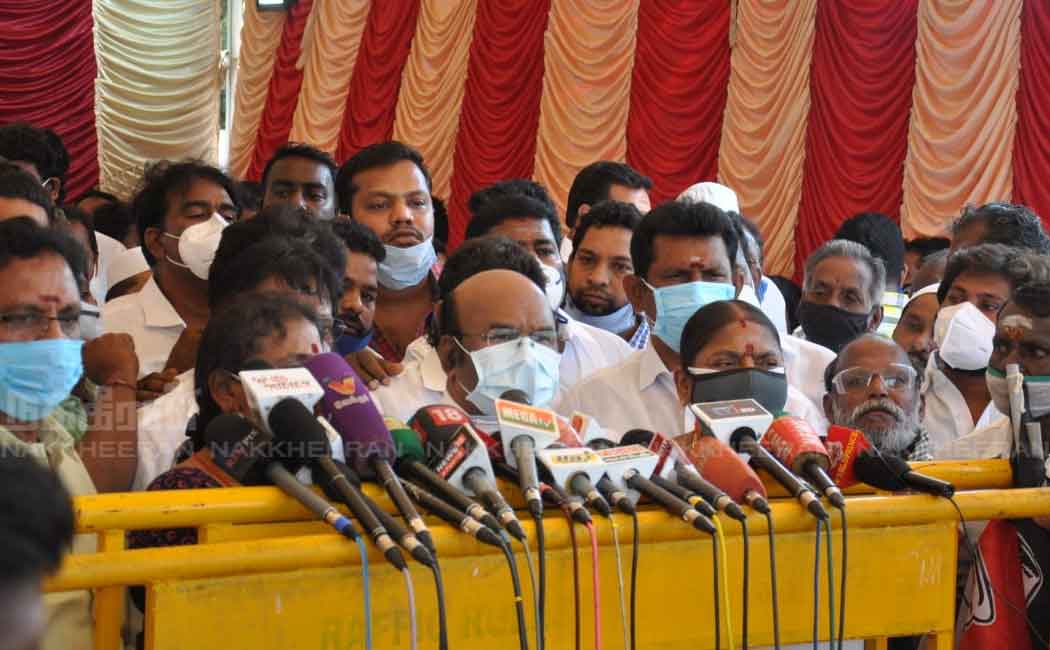 AIADMK pays homage to Gaide Millat Memorial