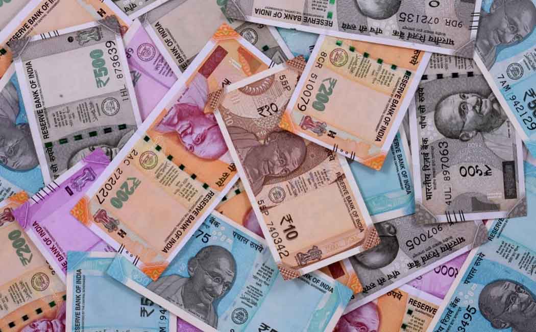 Transgender women extorted 65 thousand rupees from a cow dealer