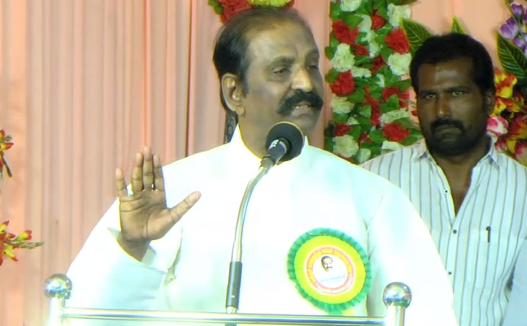 vairamuthu helped youngsters
