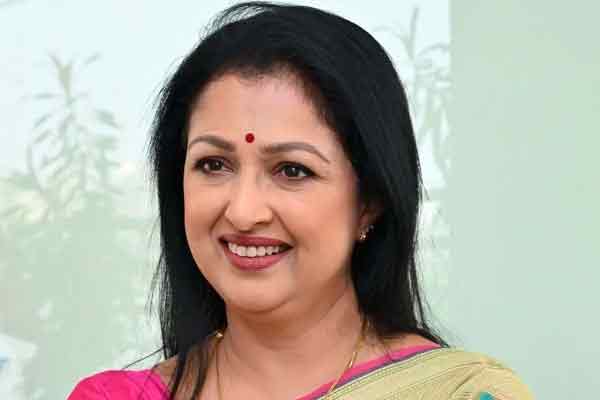 Gautami complains; balaraman arrested!