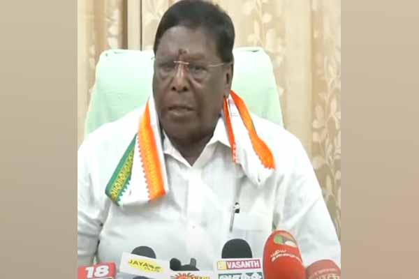 Narayanasamy criticism Rangaswamy will leave without knowing where he is
