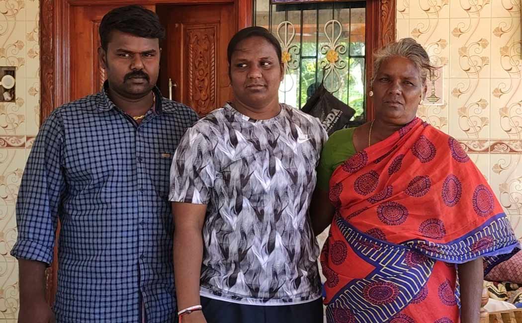 Anuradha si bull won first prize best bull jallikattu competition held Pudukottai.