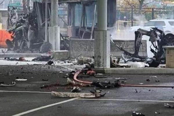 Car on bridge accident; 2 people lost their lives in america