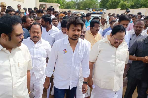 "Will there be a raid at Ponmudi house" - Minister Duraimurugan