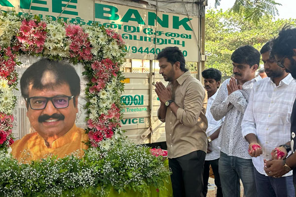 Vivek's Memorial Day Actors vaibhav cell murugan Tribute Planting trees