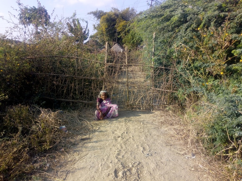 Nakheeran Internet News echo;Untouchability fence Sequestration!!