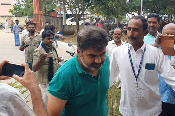 ed officer was allowed to be detained for two days and questioned