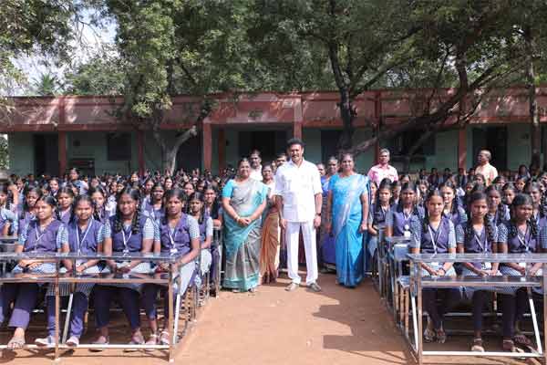 Minister donates 200 seats and tables to government schools