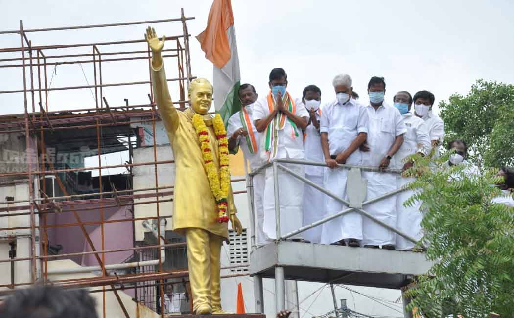 KS Alagiri led the protest rally held by the Congress party