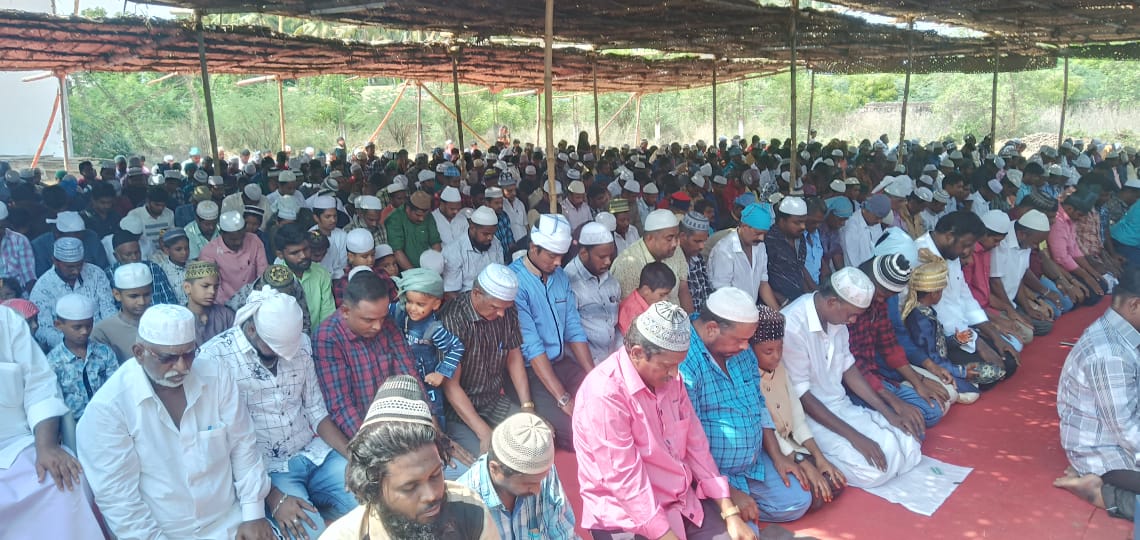 The sudden rally of Muslim youth