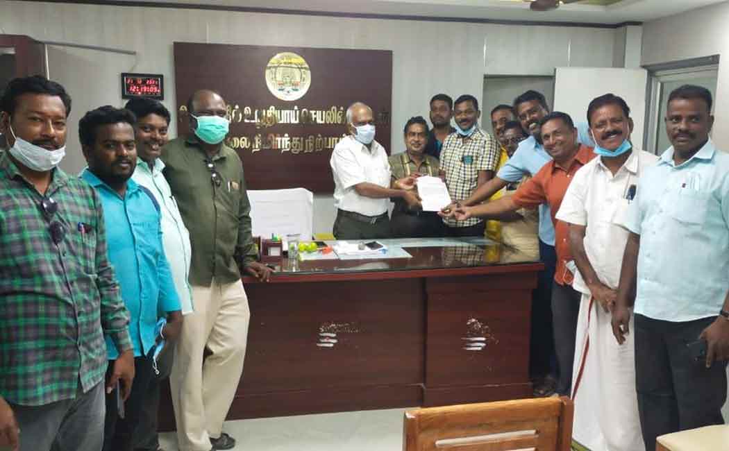 Chidambaram Natarajar Temple Festival: Dikshits and devotees violating corona rules