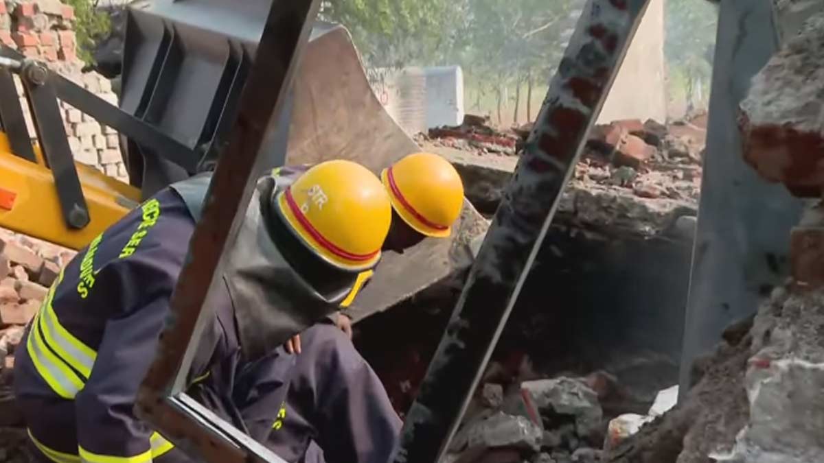 Virudhunagar firecracker factory accident; The work to recover the body trapped in the rubble is intense