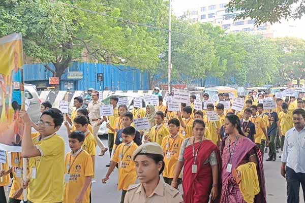 Awareness walk to raise awareness about the importance of reading books