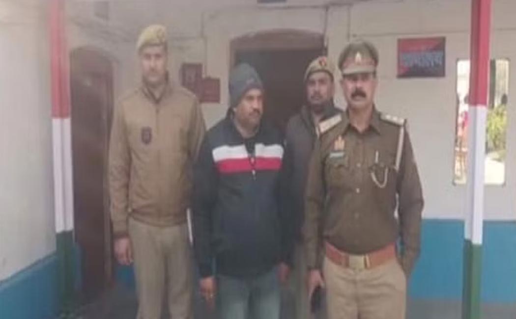 Tragedy happened young woman train running Uttar Pradesh ticket inspector arrested