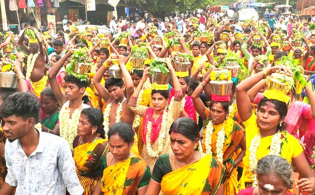 Muthumariamman temple festival at Keeramangalam