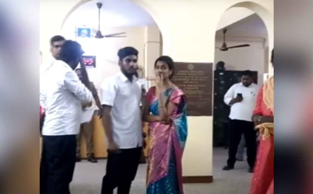 Parents looking for married daughter; WhatsApp with husband