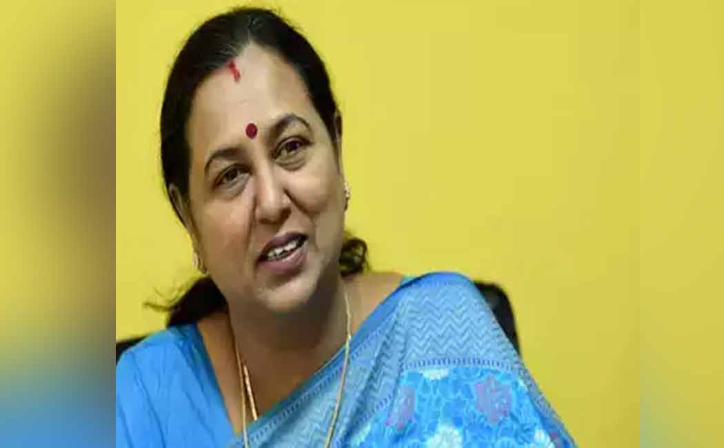 “I beg you as your mother” – Premalatha appealed to women