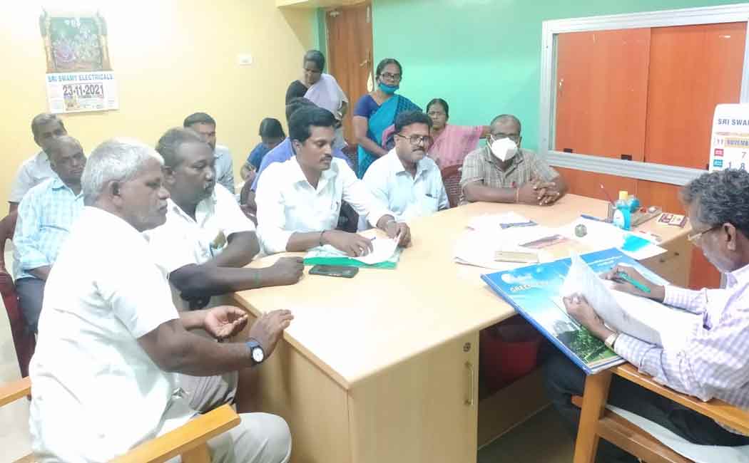 The 15 headmaster who submitted the petition
