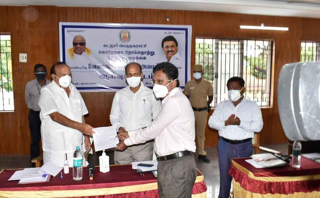 Operation to divide patients in need of oxygen into 4 categories and provide treatment - Interview with Minister MRK Panneerselvam