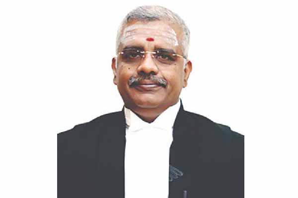 Judge Anand Venkatesh withdrew from the A.D.M.K. Former MLA case!