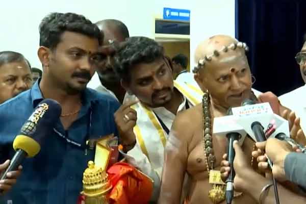 Police register case against Madurai Adinam's driver