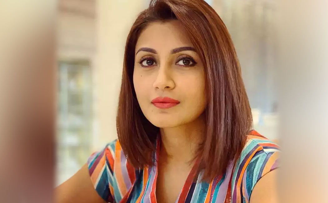 Rimi Sen Cheated rs 4.4 Crore