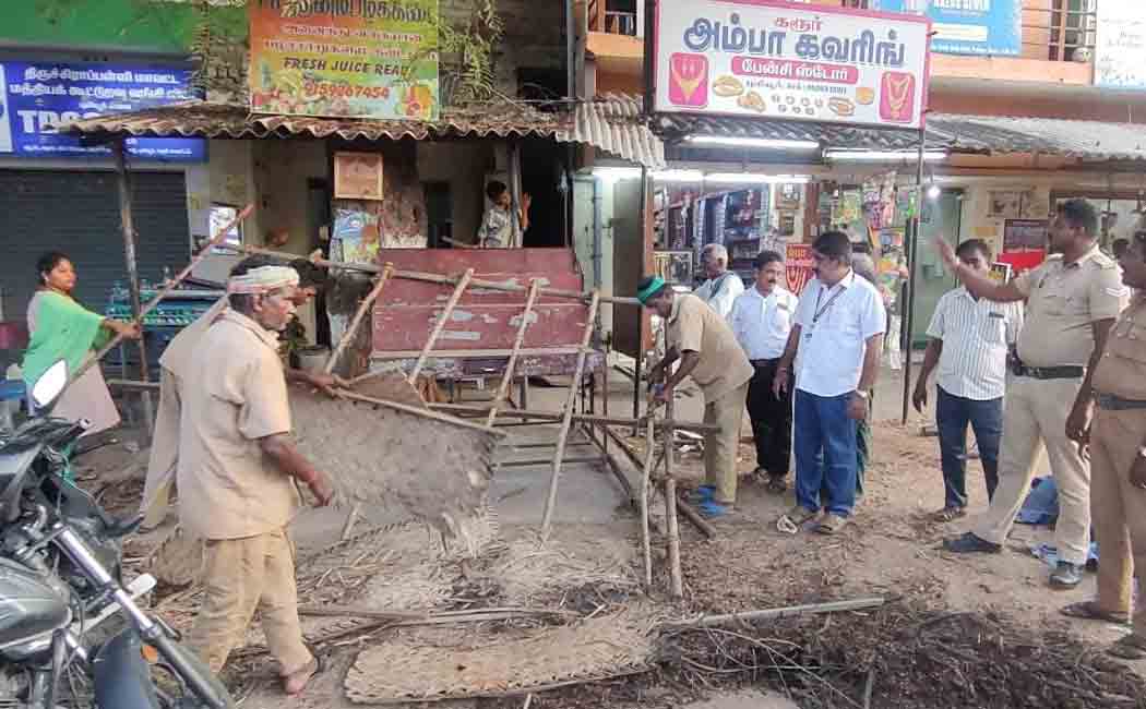 Warning Unremoved Invasions! Action taken by the municipality!
