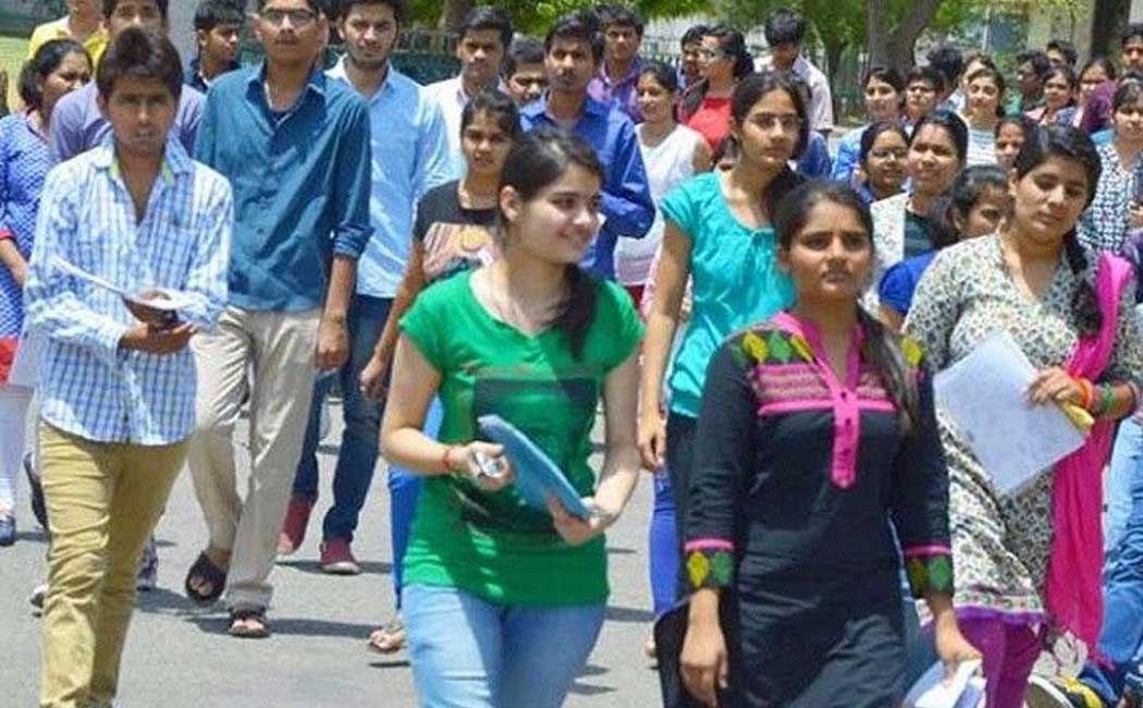 same syllabus will be implemented for college students across tamilnadu state