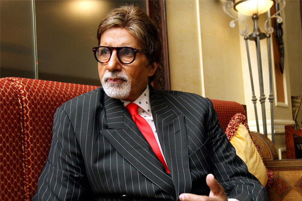 Amitabh Bachchan undergoes angioplasty in hospital