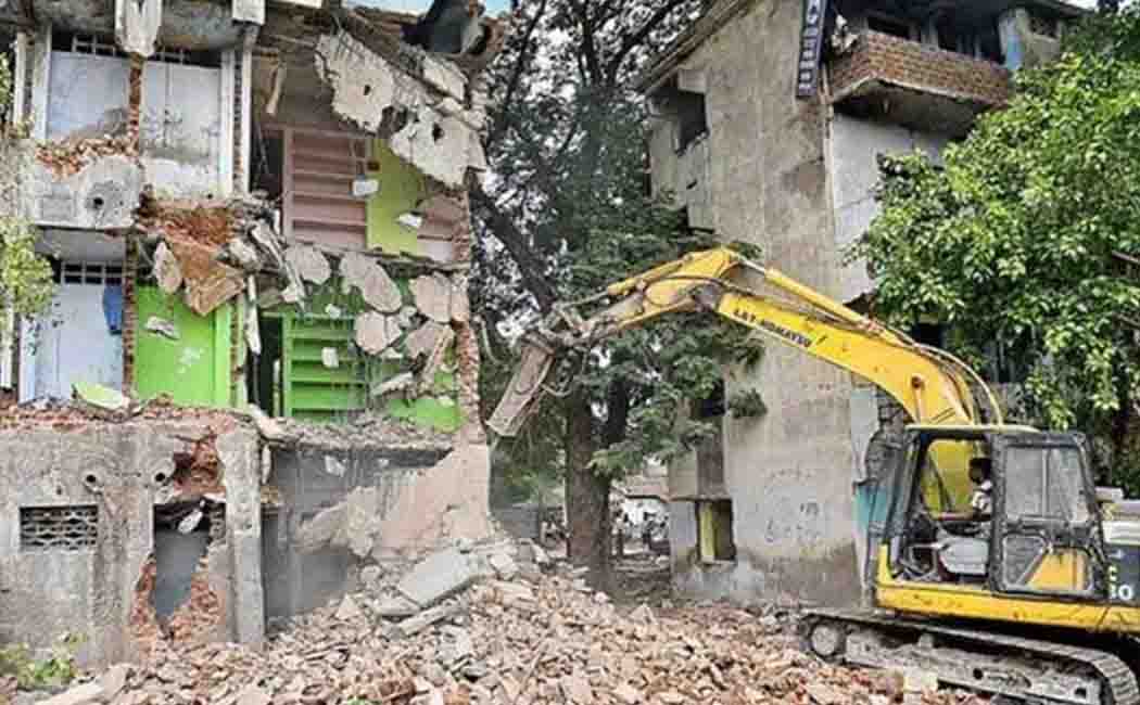 Technical team recommends demolition of 20,453 damaged flats!