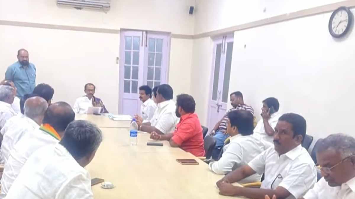 Dissatisfaction with leadership; Manickam Tagor stirs up controversy