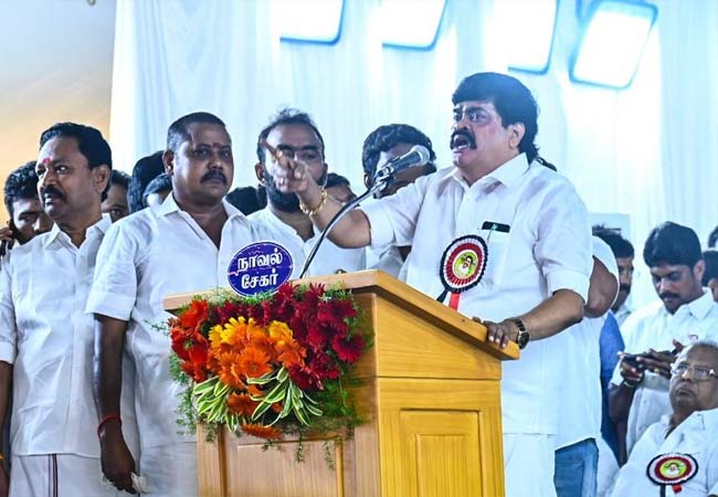 If you know how to survive, you will get posts in DMK!- Edappadi taunted in the protest meeting!