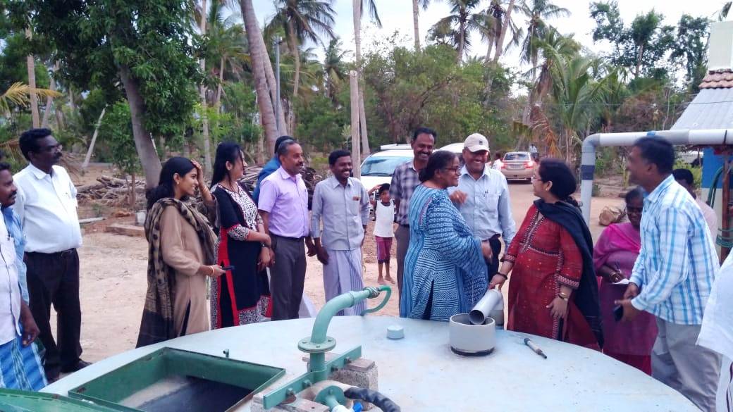 PUDUKKOTTAI DISTRICT UNION GOVERNMENT OFFICERS VISIT RAIN WATER HARVESTING PROJECT