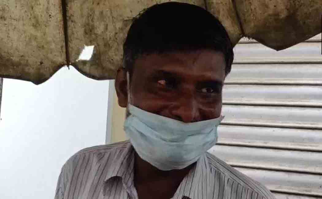 tea-seller applies for loan, bank gives him notice to repay Rs 50 crore