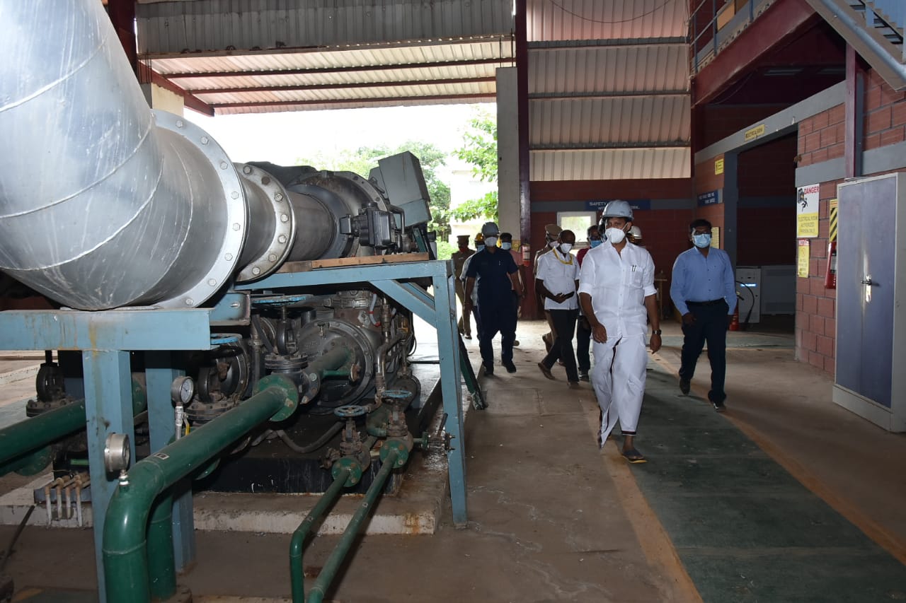 Minister Anbil Mahesh who inspected the oxygen production company