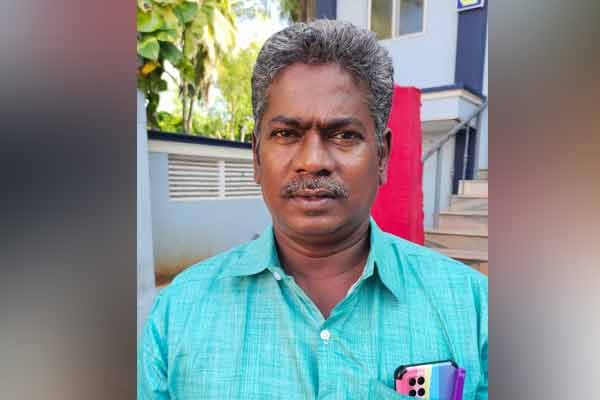 dilapidated and sealed toilet in Chidambaram