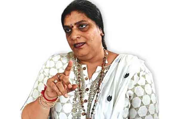 Rmanar Ashramam in trouble