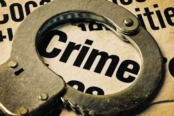 Fight between two groups near trichy police arrested four