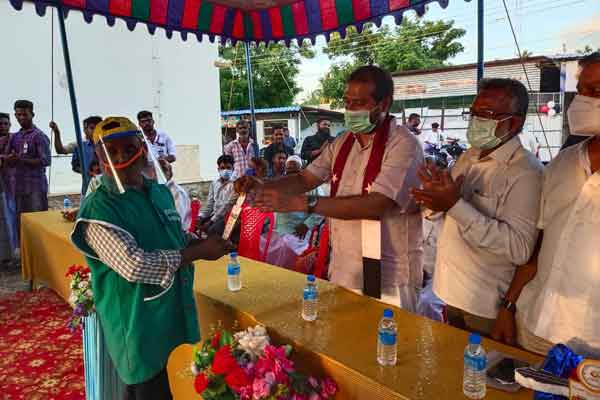 "We have to defeat the poisonous gas in politics ..." - Former MLA Tamimun Ansari
