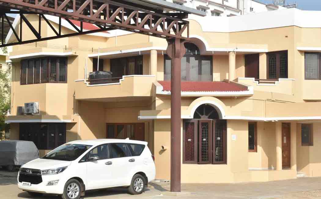 Raid on Chief Minister Palanisamy's relative's company ... - AIADMK in panic