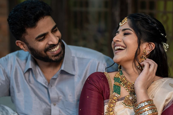 megha akash engagement