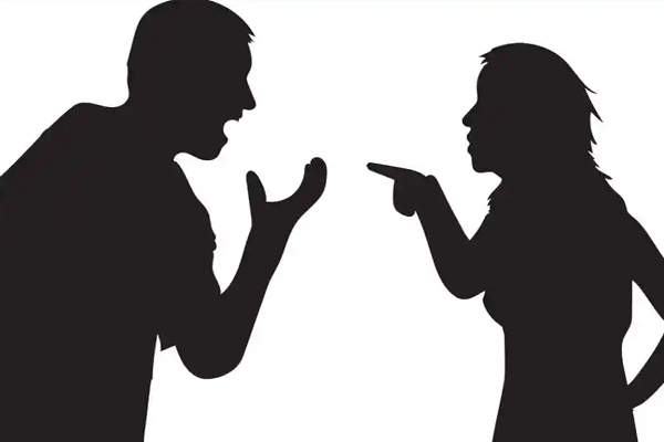 The husband ran to the police in panic for Whatsapp status by wife
