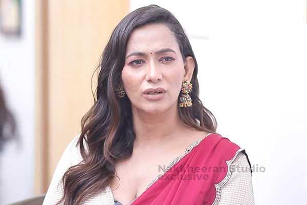 sanjana singh about his offline character