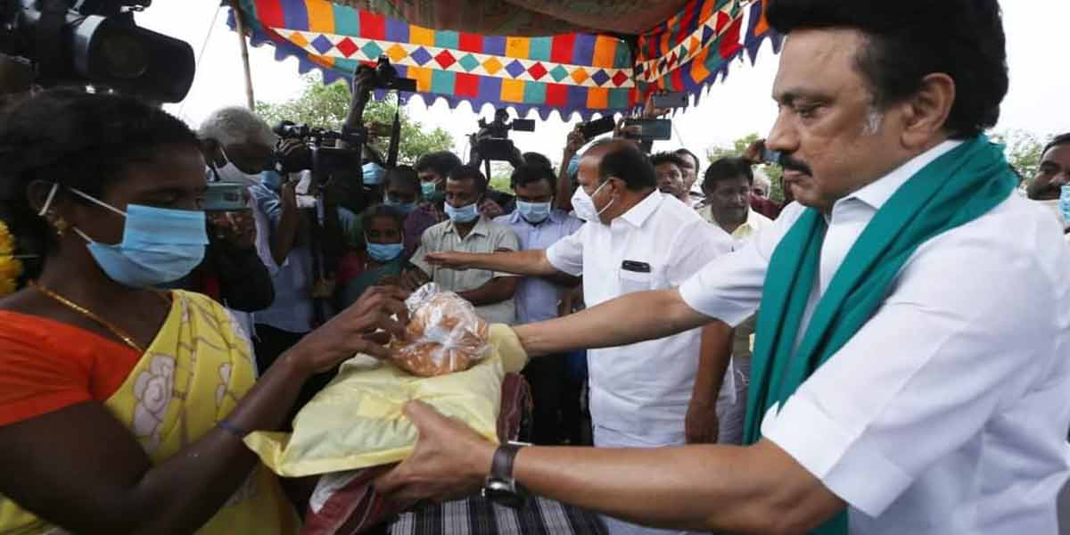 Cuddalore floating in rain water ... DMK Stalin's visit!