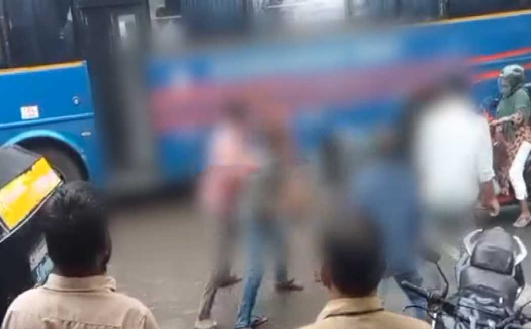The drug addicts attacked in the rain