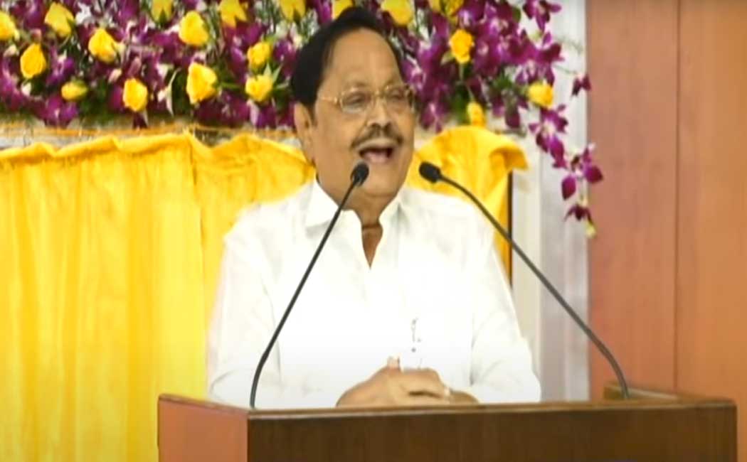 Duraimurugan speech recalling his college days