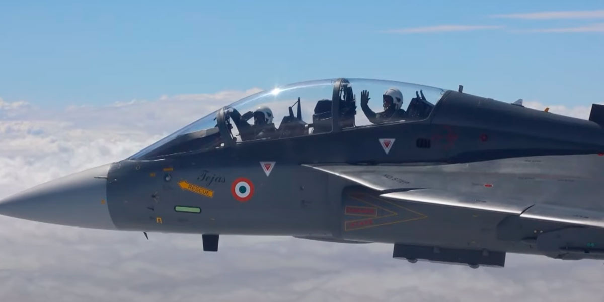 Modi flew in a fighter jet