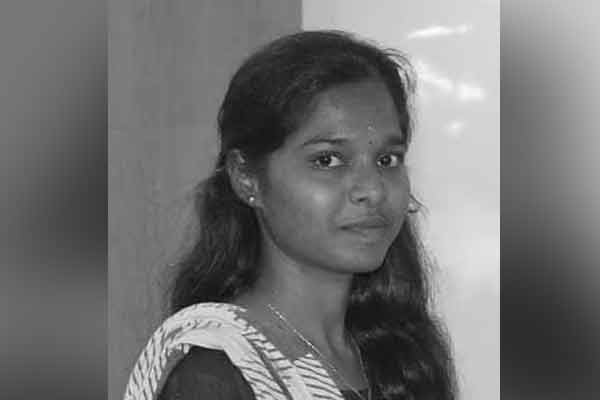 Female police officer lost their life in Nagapattinam Collectorate