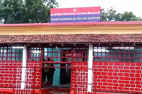 3 schoolgirls missing in karur